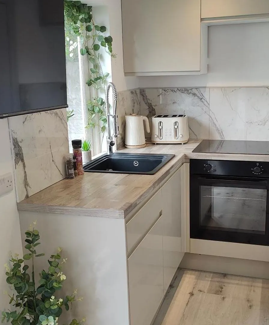 Bed & Breakfast Cosy Bee And Apartment Bournemouth