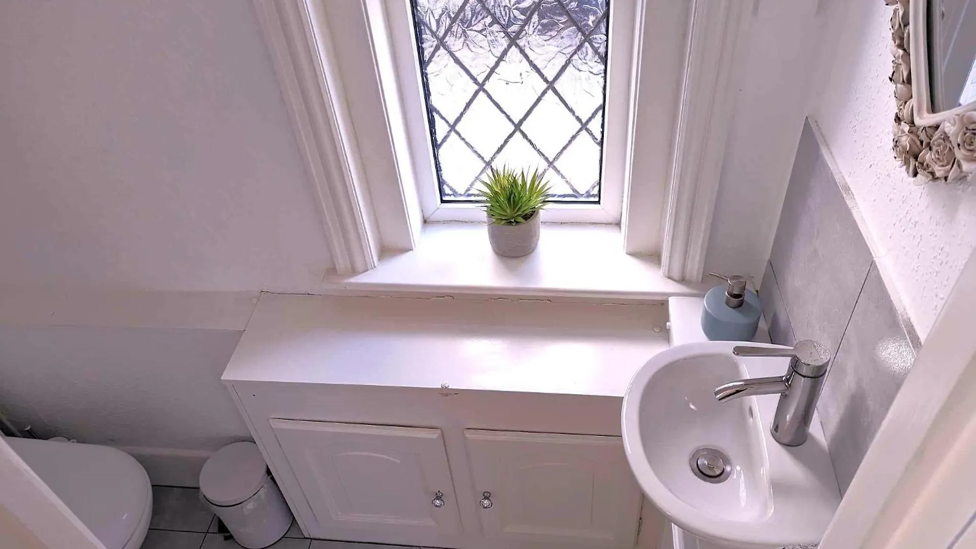 Bed & Breakfast Cosy Bee And Apartment Bournemouth